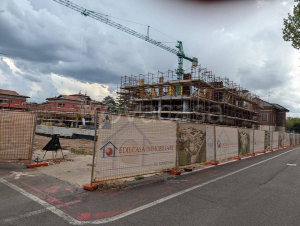 appartamento in vendita a Caronno Pertusella