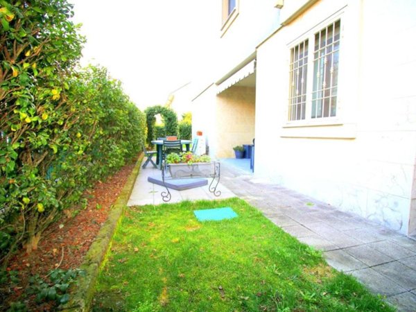 appartamento in vendita a Caronno Pertusella
