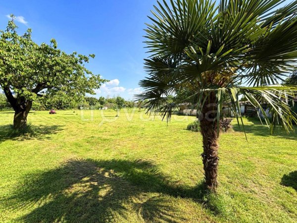 terreno agricolo in vendita a Caronno Pertusella