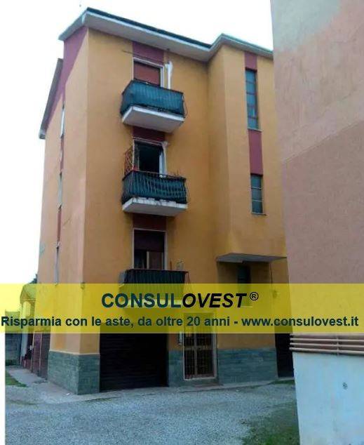 appartamento in vendita a Caronno Pertusella