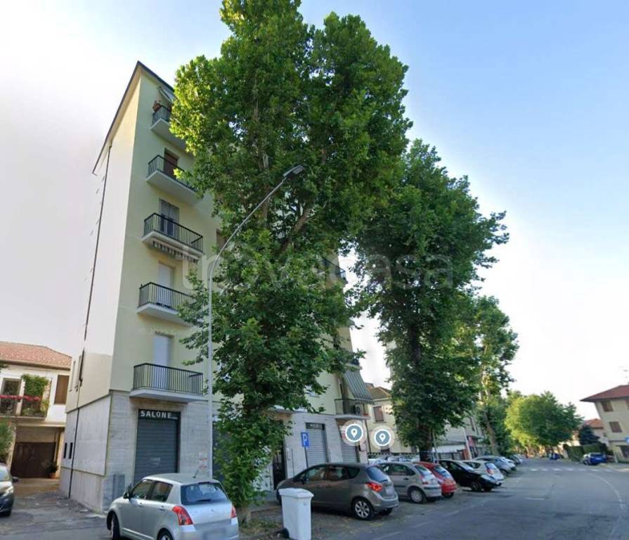 appartamento in vendita a Caronno Pertusella