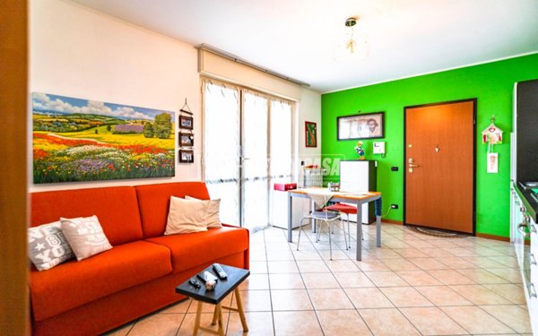 appartamento in vendita a Caronno Pertusella