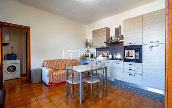 appartamento in vendita a Caronno Pertusella