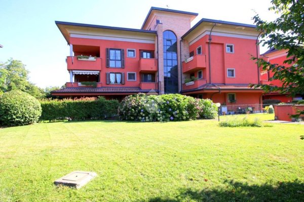 appartamento in vendita a Caronno Pertusella
