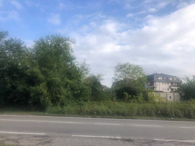 terreno agricolo in vendita a Caronno Pertusella