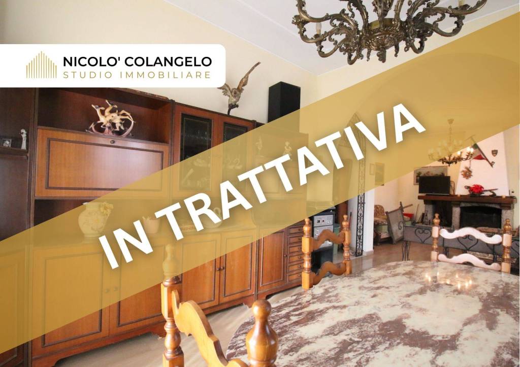 appartamento in vendita a Caronno Pertusella