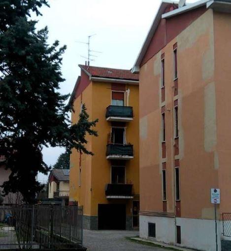 appartamento in vendita a Caronno Pertusella