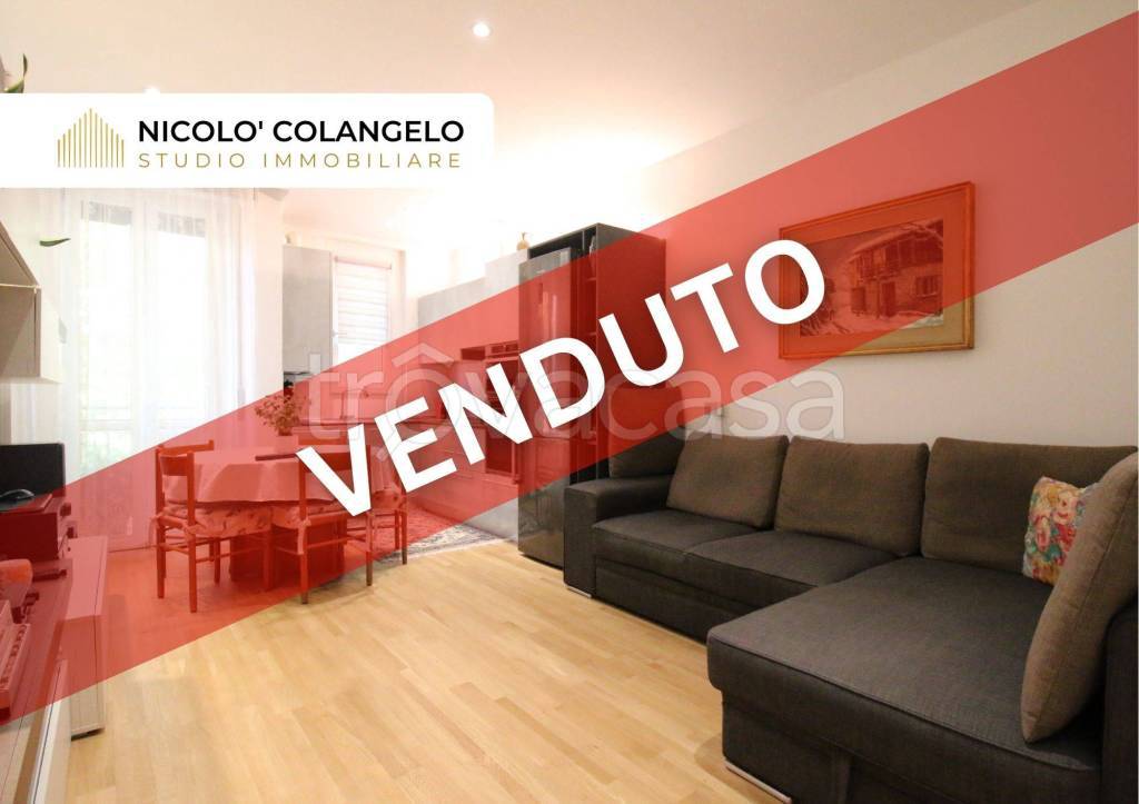 appartamento in vendita a Caronno Pertusella