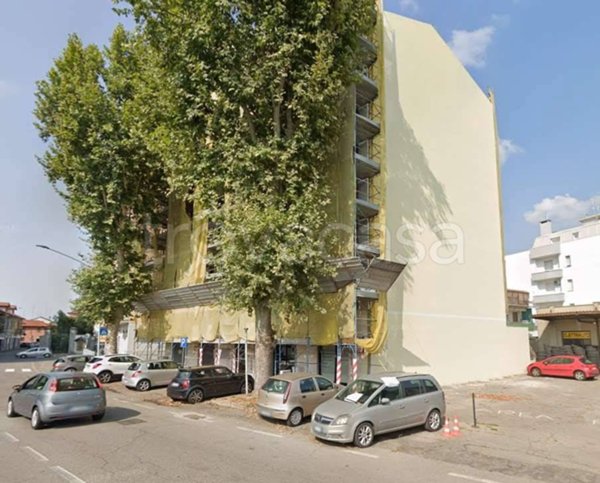 appartamento in vendita a Caronno Pertusella