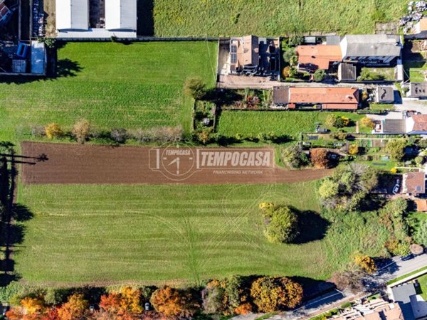 terreno agricolo in vendita a Caronno Pertusella