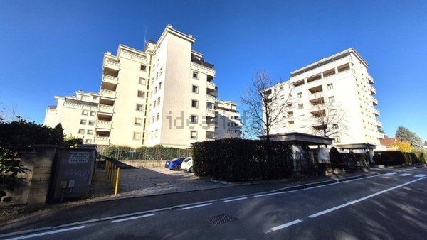 appartamento in vendita a Caronno Pertusella
