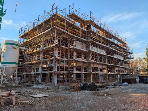 appartamento in vendita a Caronno Pertusella