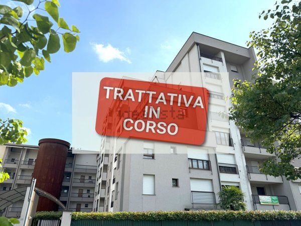 appartamento in vendita a Caronno Pertusella