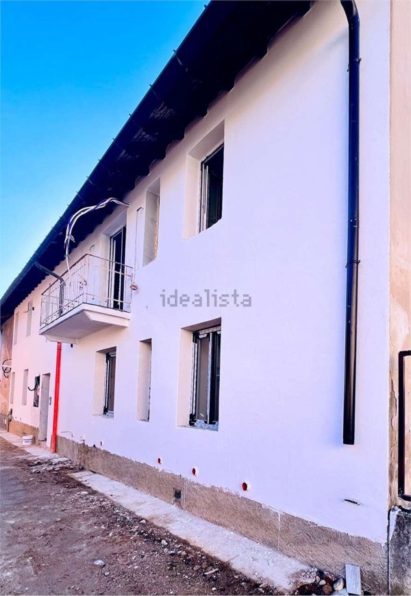 appartamento in vendita a Caronno Pertusella