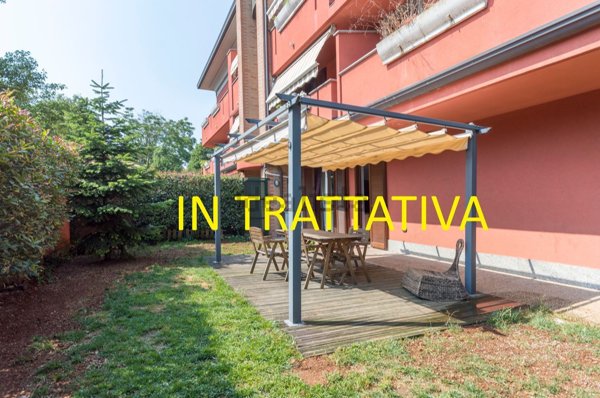 appartamento in vendita a Caronno Pertusella