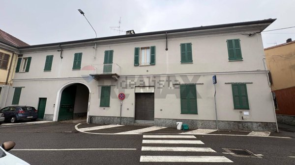 appartamento in vendita a Caronno Pertusella