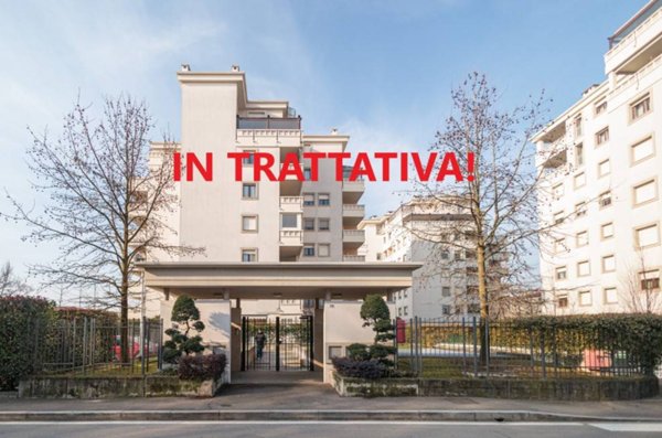 appartamento in vendita a Caronno Pertusella