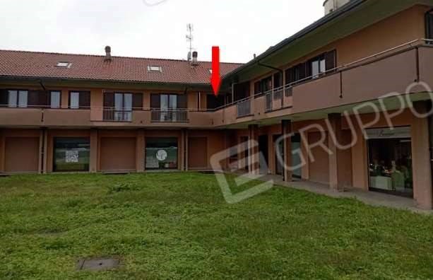 appartamento in vendita a Caronno Pertusella