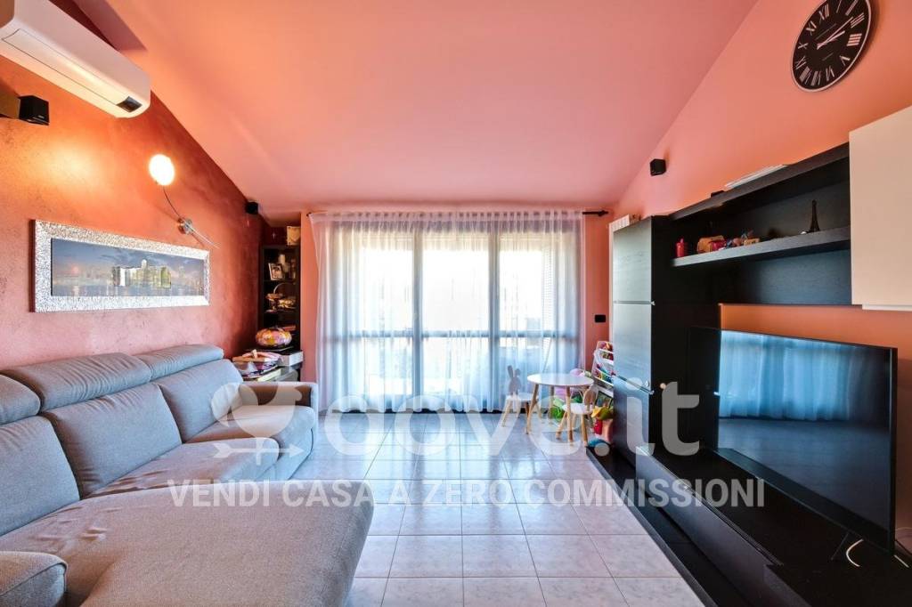 appartamento in vendita a Caronno Pertusella