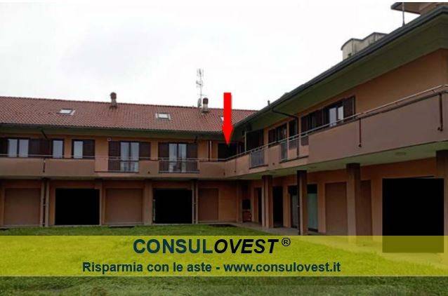 appartamento in vendita a Caronno Pertusella