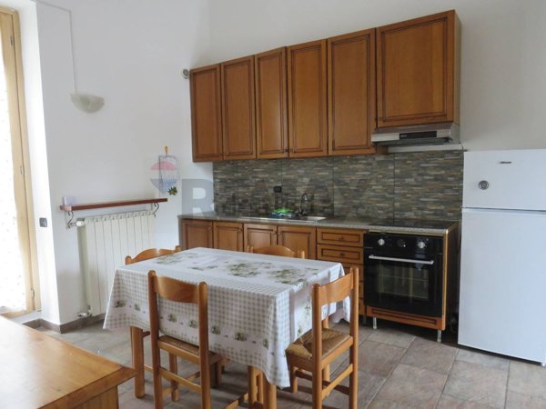 appartamento in vendita a Caronno Pertusella