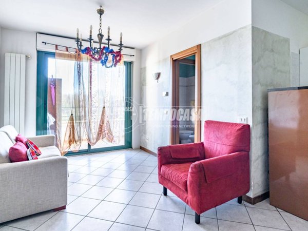 appartamento in vendita a Caronno Pertusella