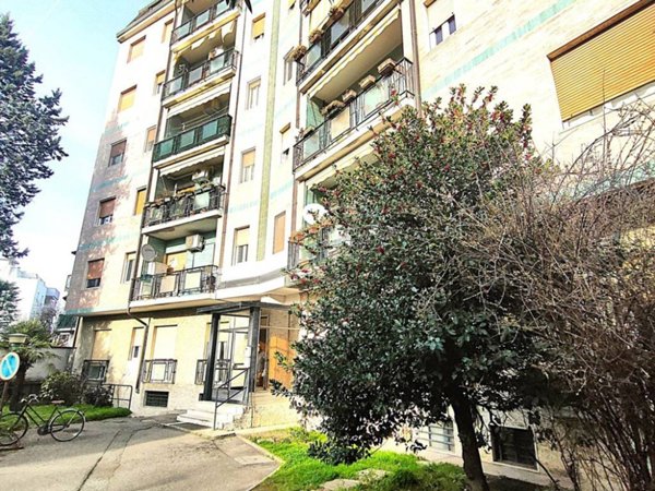 appartamento in vendita a Caronno Pertusella