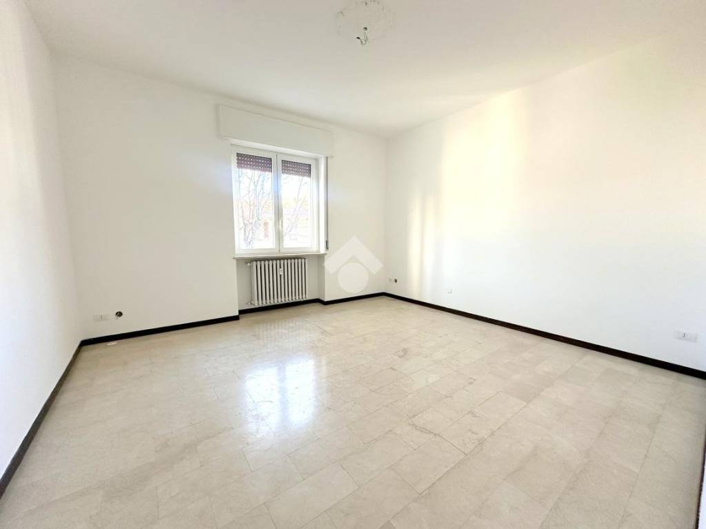 appartamento in vendita a Caronno Pertusella