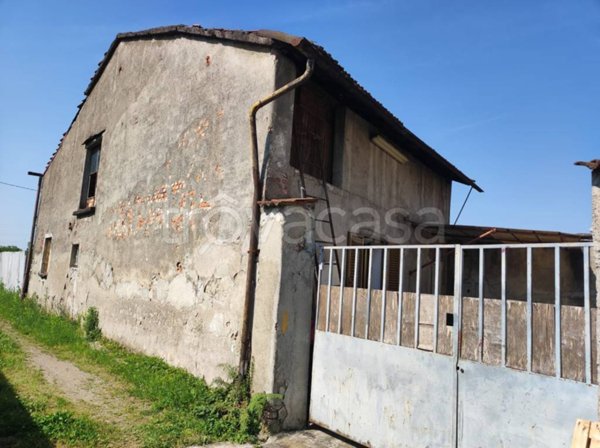 appartamento in vendita a Caronno Pertusella