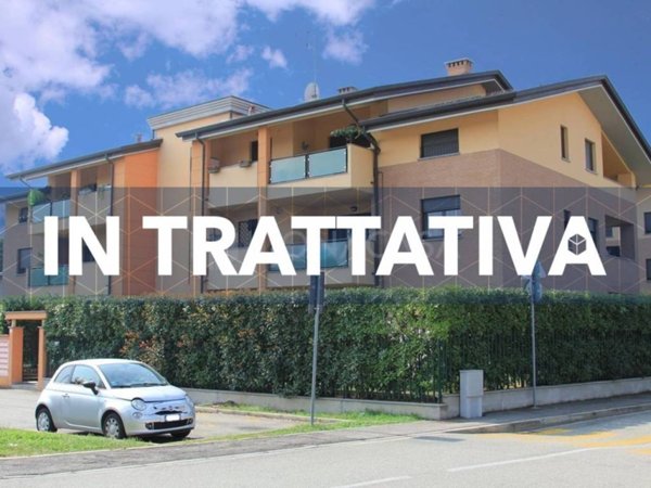 appartamento in vendita a Caronno Pertusella