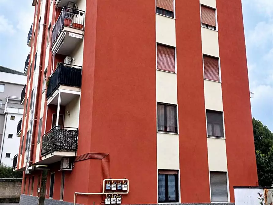 appartamento in vendita a Caronno Pertusella