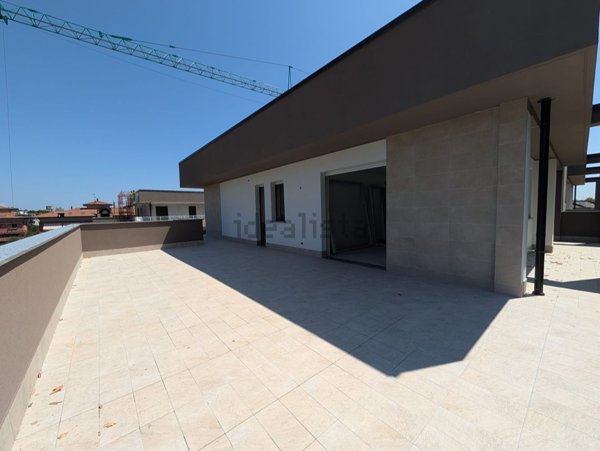 appartamento in vendita a Caronno Pertusella