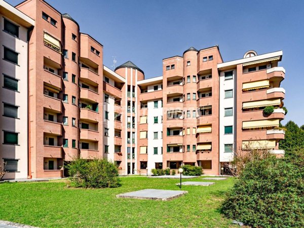 appartamento in vendita a Caronno Pertusella
