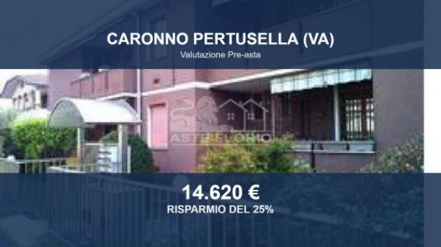 locale commerciale in vendita a Caronno Pertusella
