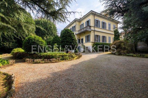 casa indipendente in vendita a Caronno Varesino