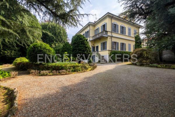 casa indipendente in vendita a Caronno Varesino