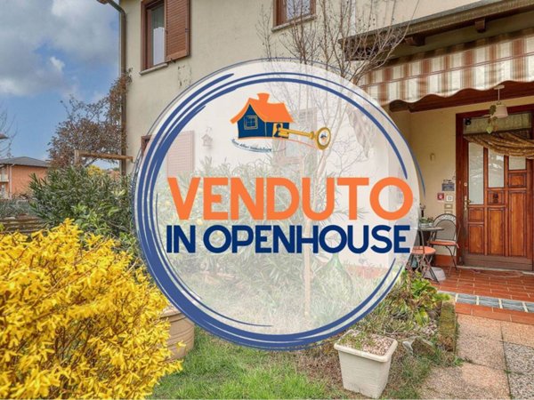 casa indipendente in vendita a Caronno Varesino