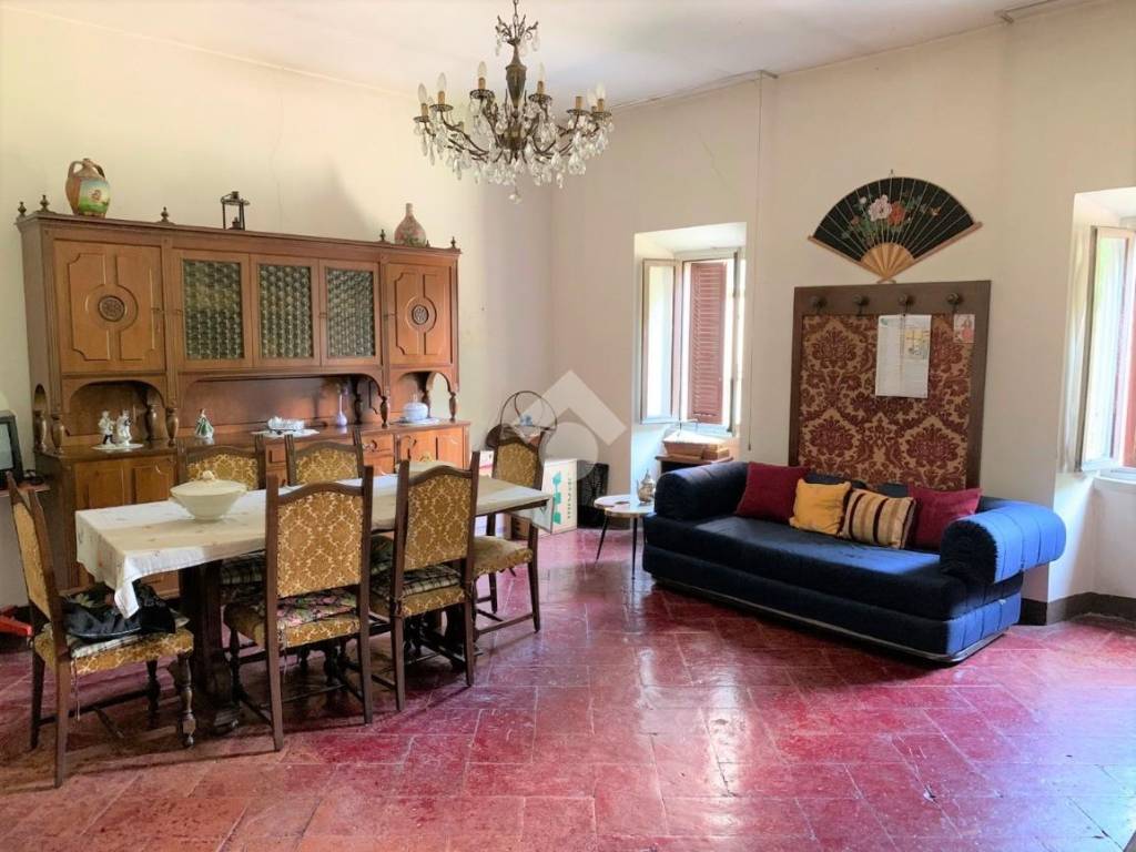 casa indipendente in vendita a Caronno Varesino