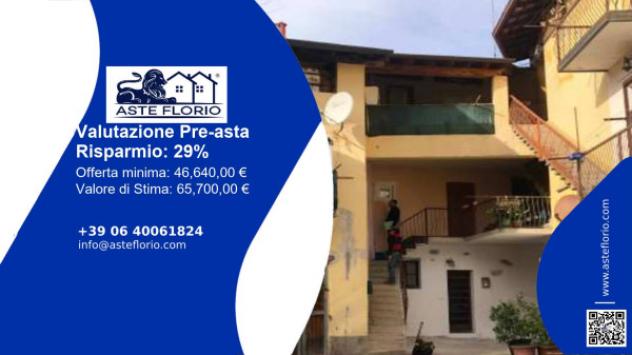 appartamento in vendita a Caronno Varesino