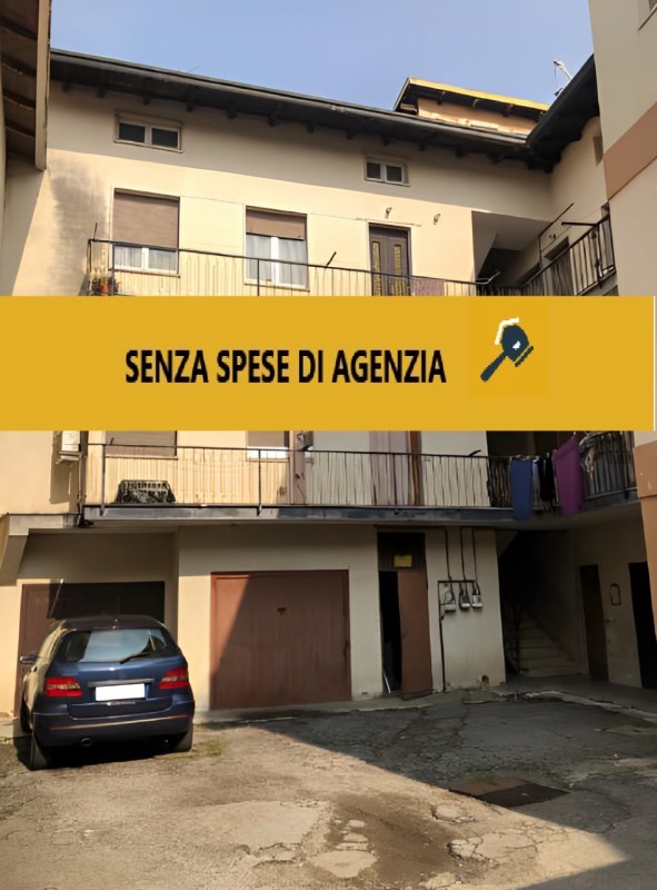 appartamento in vendita a Caronno Varesino