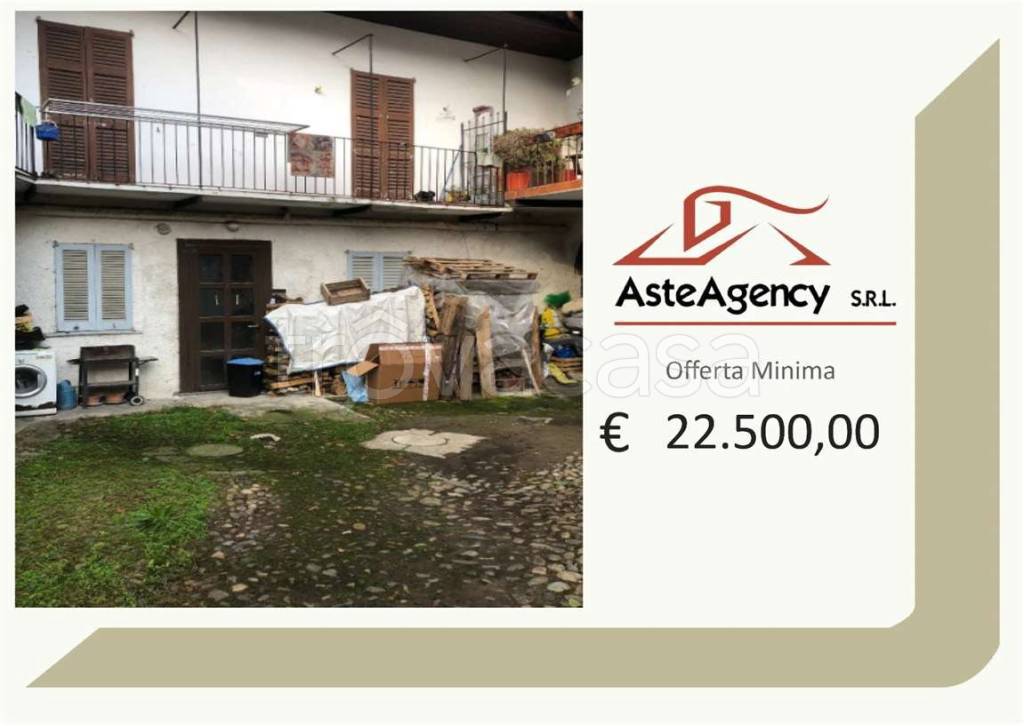 appartamento in vendita a Caronno Varesino