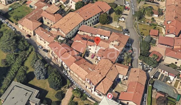 appartamento in vendita a Caronno Varesino