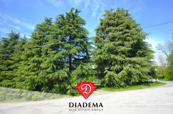 terreno edificabile in vendita a Caronno Varesino