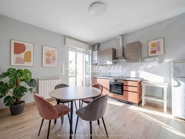 appartamento in vendita a Caronno Varesino