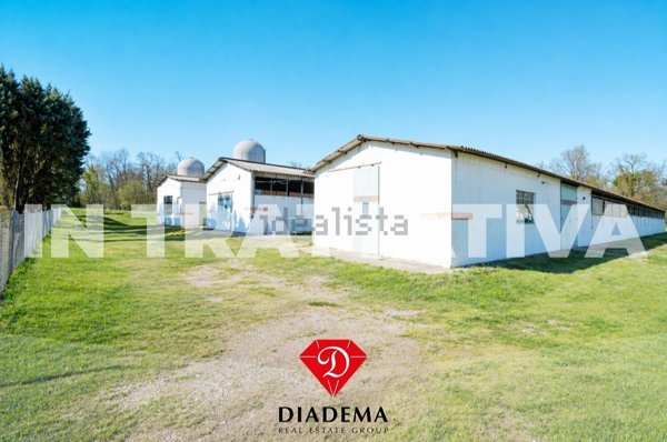 rudere in vendita a Caronno Varesino in zona Palani