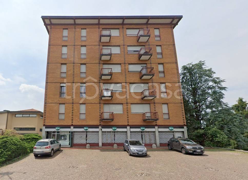 appartamento in vendita a Caronno Varesino