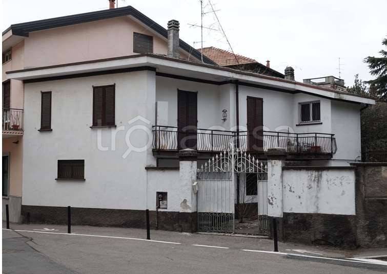 casa indipendente in vendita a Caronno Varesino in zona Stribiana