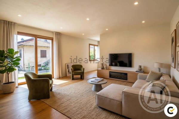 casa indipendente in vendita a Caronno Varesino in zona Palani