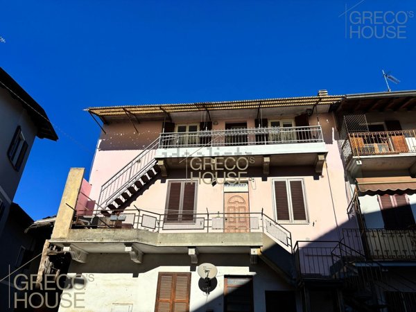 appartamento in vendita a Caronno Varesino in zona Palani
