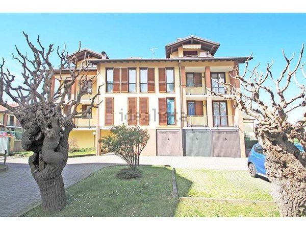 appartamento in vendita a Caronno Varesino in zona Palani